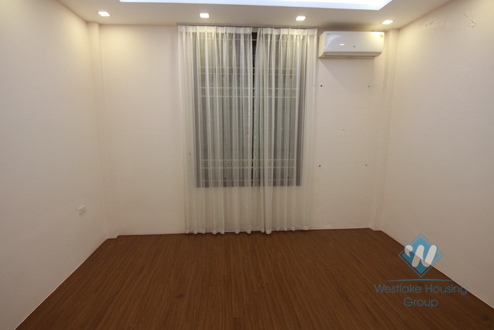 Six bedrooms house for rent in Dong Da district, Hanoi.